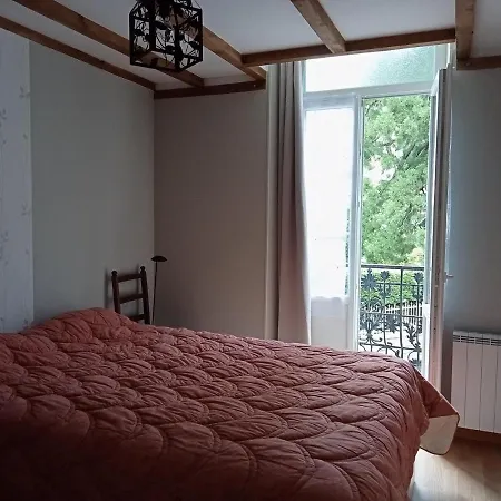 Lutins Gentianes Apartment *